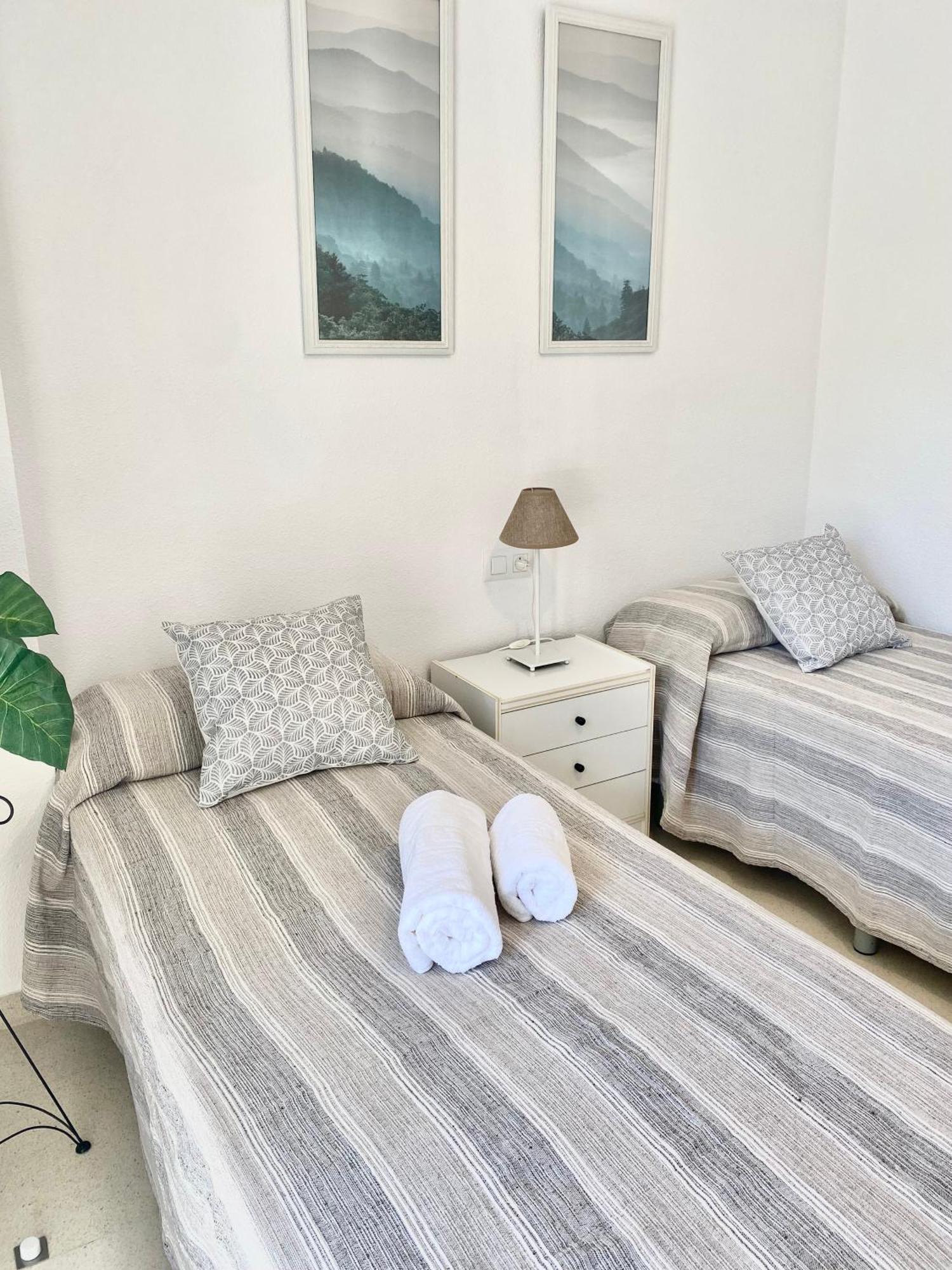 Apartamento Teatinos Pool Málaga Exterior foto